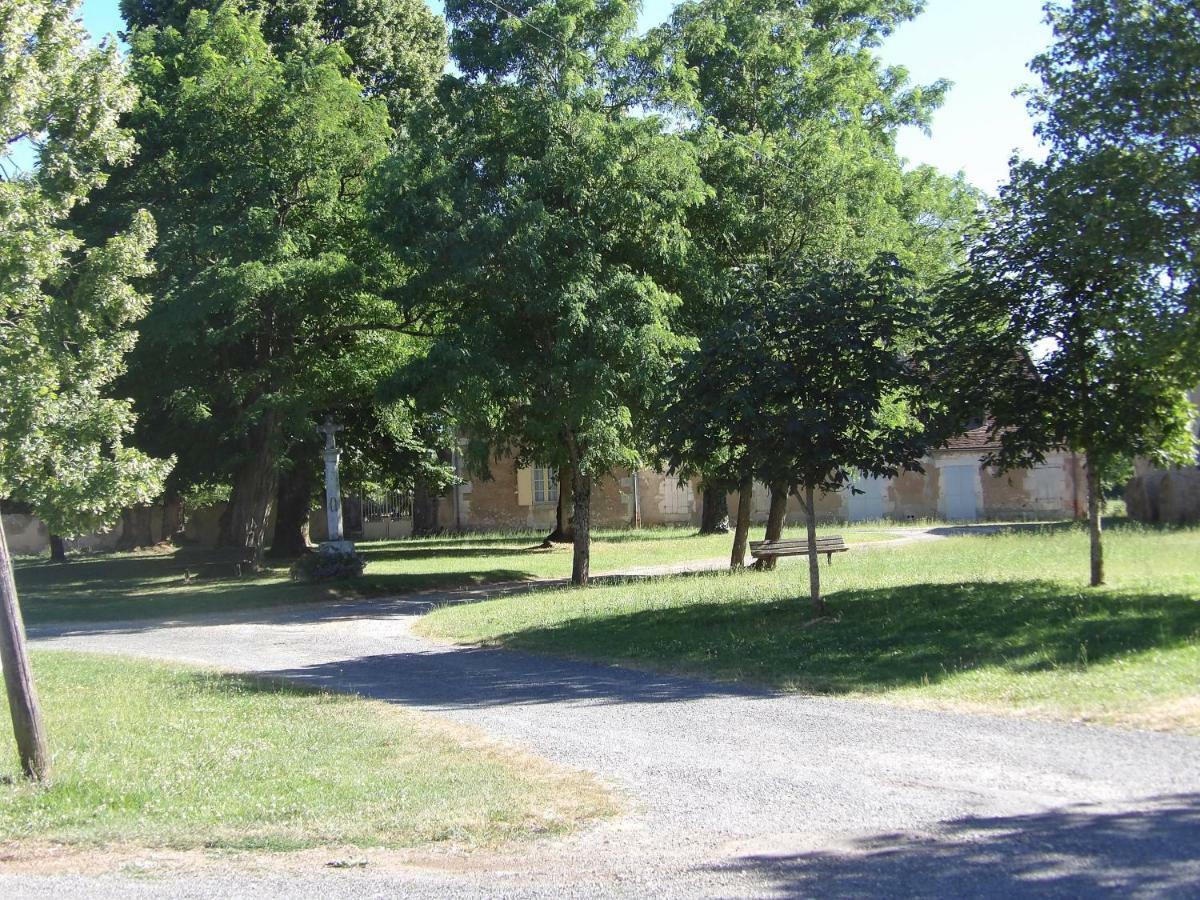 Au Pays De Jacquou : Chambre D'Hotes Et Table D'Hotes Bed & Breakfast Fossemagne Exterior photo